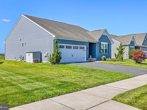 2nd image of 24895 Long Cove Ct