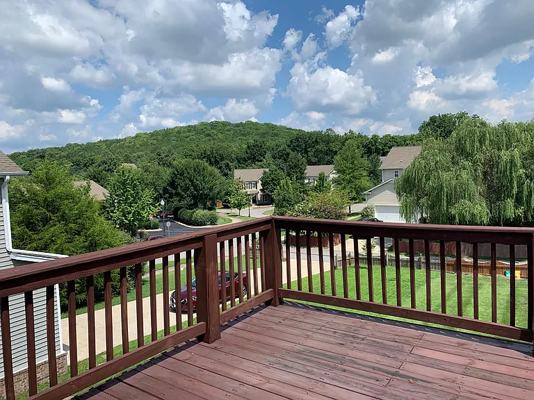 Upstairs balcony (access from bonus room)