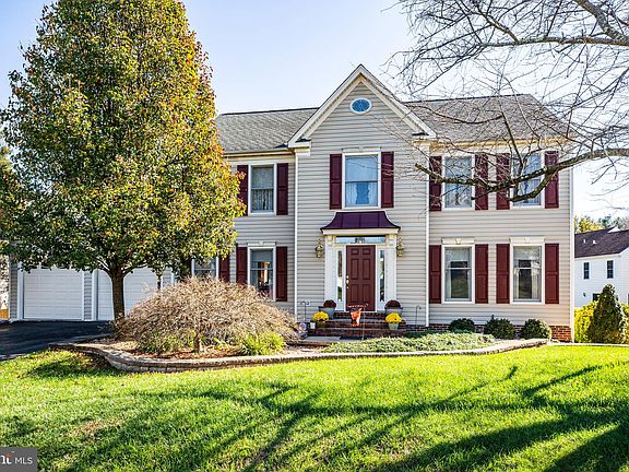 2nd image of 11319 Tyrell Ct