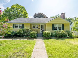 37 Elmview Ter, Pittsfield, MA 01201
