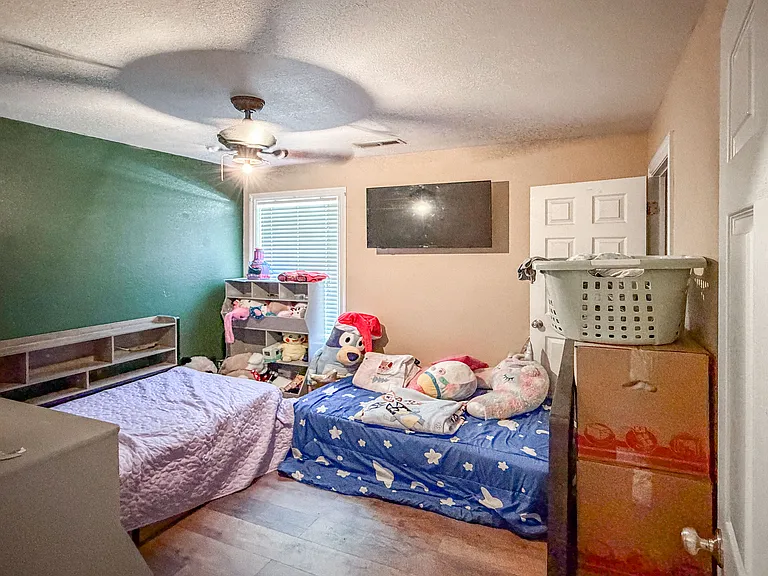105 Pine Cir — Photo 9