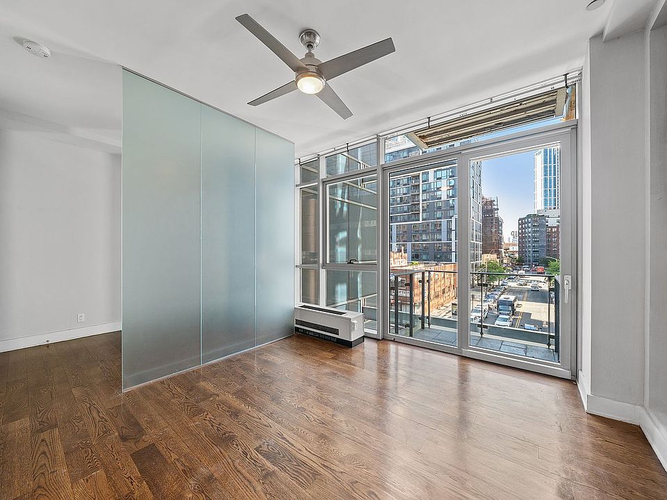 1st image of 26-26 Jackson Ave #401
