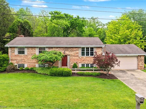 418 Strecker Ln, Marietta, OH 45750