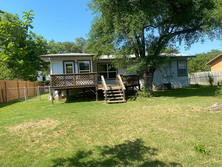1204 Wiltshire Ave — Photo 18