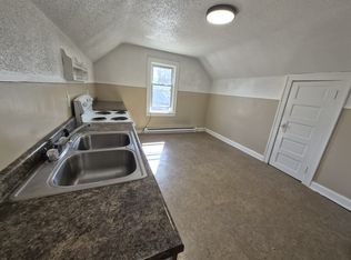 611 S 6th Ave #4, Virginia, MN 55792