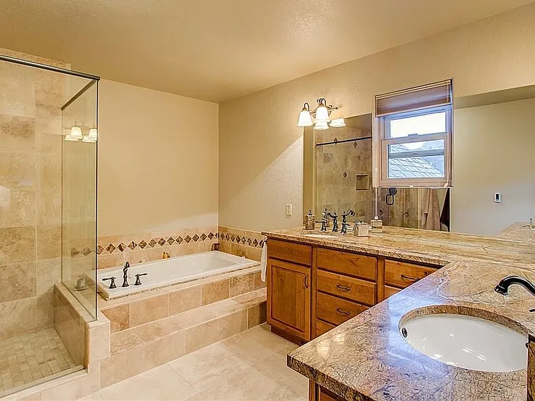 5375 Lanagan St — Photo 10