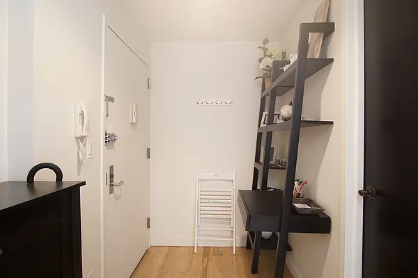 Rented by Compass | media 26