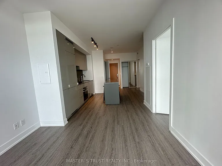 7 Grenville St #5806 — Photo 11