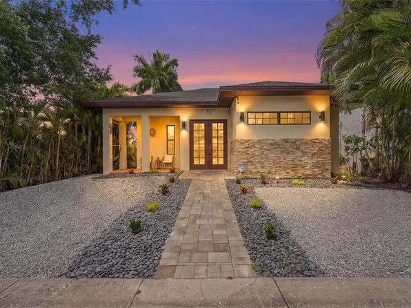 1775 7th St, Sarasota, FL 34236