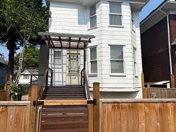 2nd image of 135 W 12th Ave