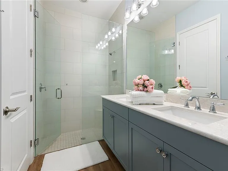 7270 Saona Ct — Photo 16