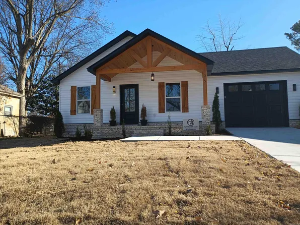 315 N 6th St, Paragould, AR 72450