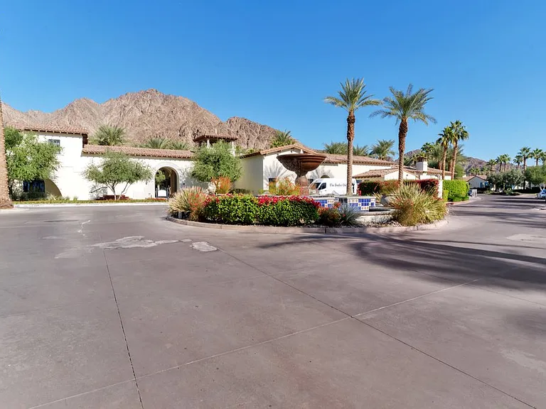 48484 Legacy Dr — Photo 16