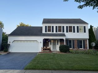 118 Carrol Rd, Saint Charles, IL 60174