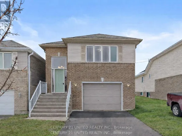 608 Clancy Cres #1, Peterborough, ON K9K 2S2