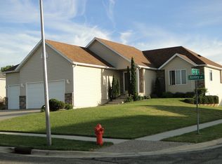 1156 Ashley Ln SW, Rochester, MN 55902