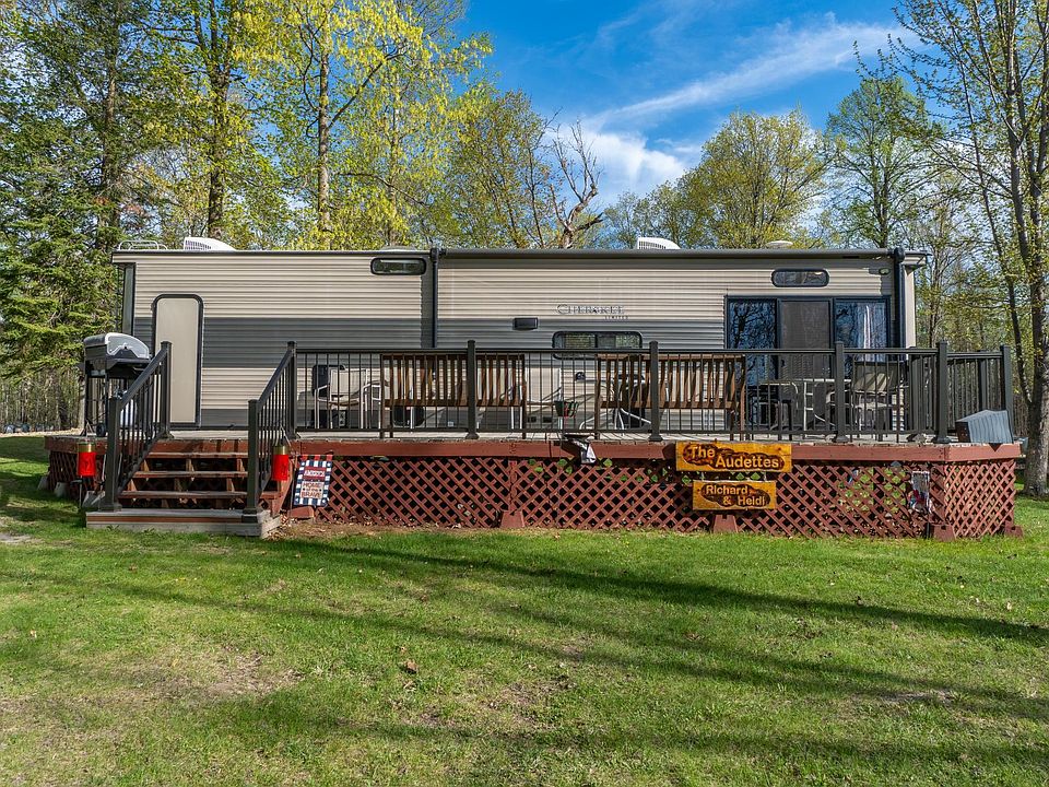 1st image of 21588 Gull Lake Loop Rd NE #83