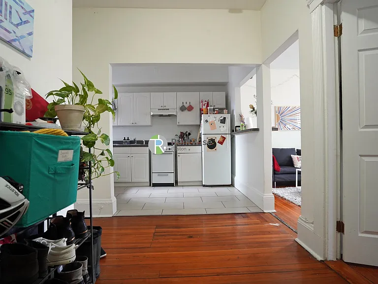 80 Brighton Ave #4 — Photo 7