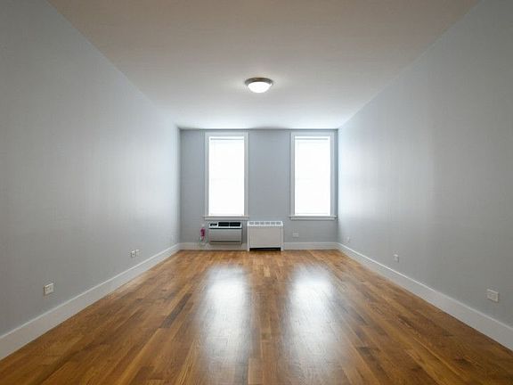 4th image of 2101 Cedar Ave APT 4C