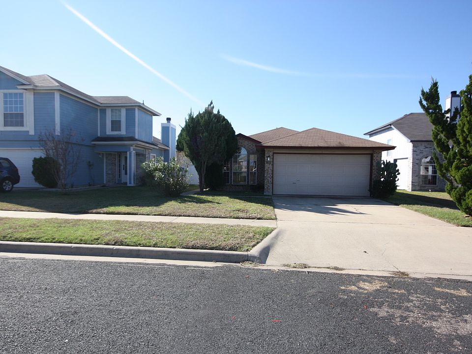 1st image of 2308 Garrett Dr