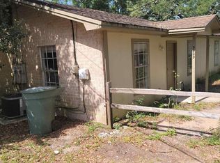 5409 E Shore Dr, Pensacola, FL 32505