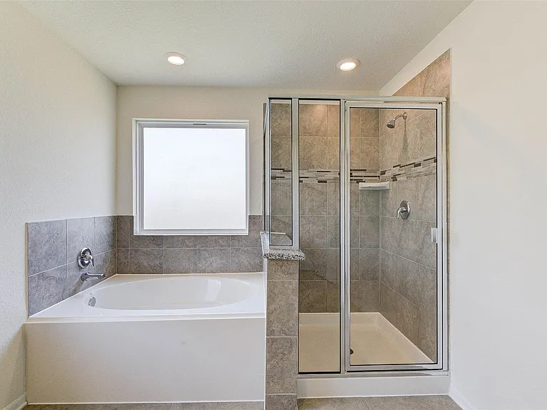 15623 Hanover Breeze Ln — Photo 20