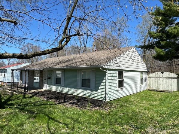 4130 Klepinger Rd, Dayton, OH 45416