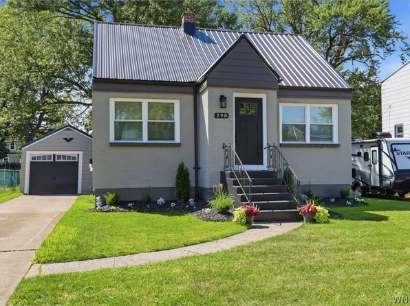 298 Lowell Rd, Buffalo, NY 14217