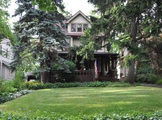 3407 E Monmouth Rd, Cleveland, OH 44118