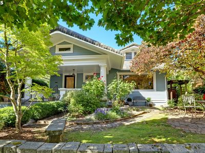 803 NE Laurelhurst Pl, Portland, OR, 97232