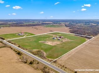 8467 Pioneer Rd, Osseo, MI 49266