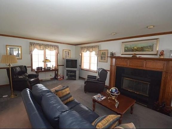 4th image of S25W30302 Jenna Ln
