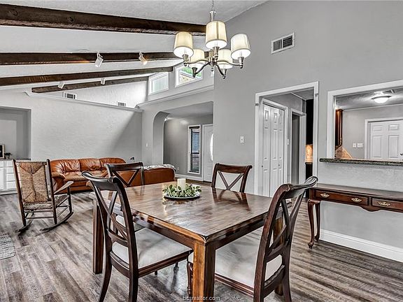 5th image of 2606 Clearwood Ct