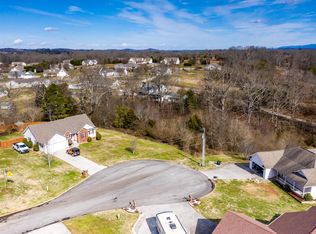 Dustin Ln, Madisonville, TN 37354