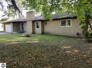 3262 N 2nd St, Weidman, MI 48893