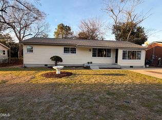 503 Spring Ave, Spring Lake, NC 28390