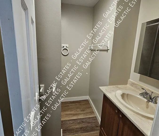 65 Pine St #3 — Photo 11