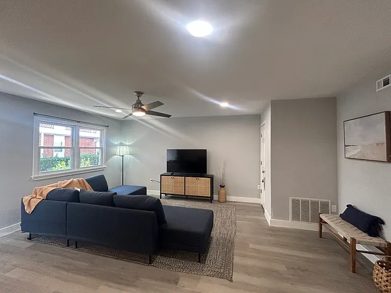9102 Amherst Ave #B12 — Photo 4