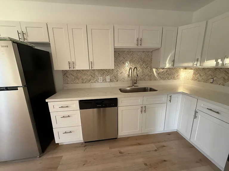 1226 E 500 S — Photo 25