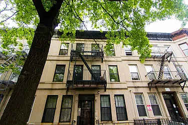 Rented by MySpaceNYC