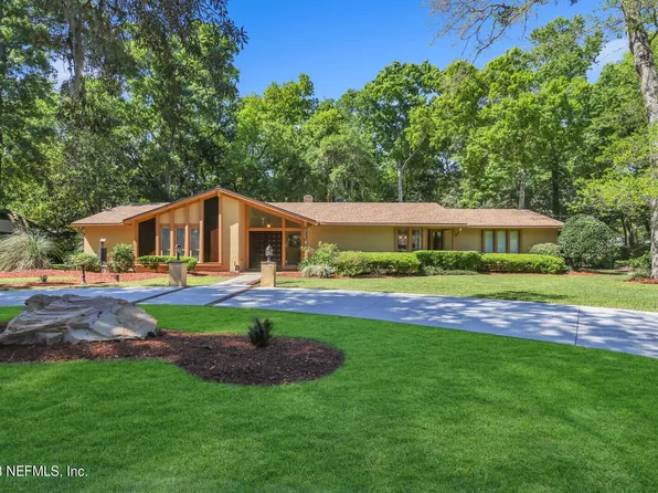 12930 LONGVIEW Circle, Jacksonville, FL 32223