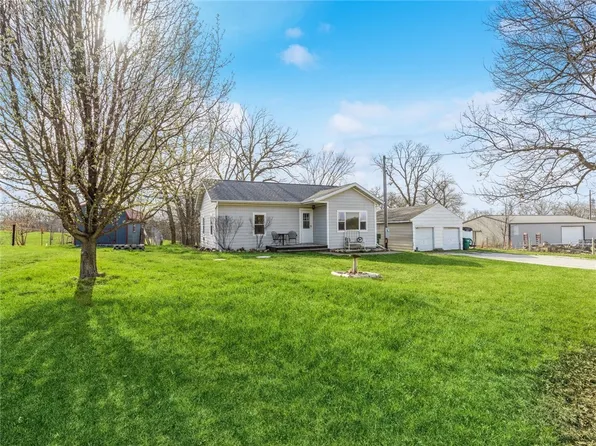21978 23rd Ave, New Virginia, IA 50210
