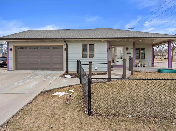 4229 West Howard AVENUE, Milwaukee, WI 53221