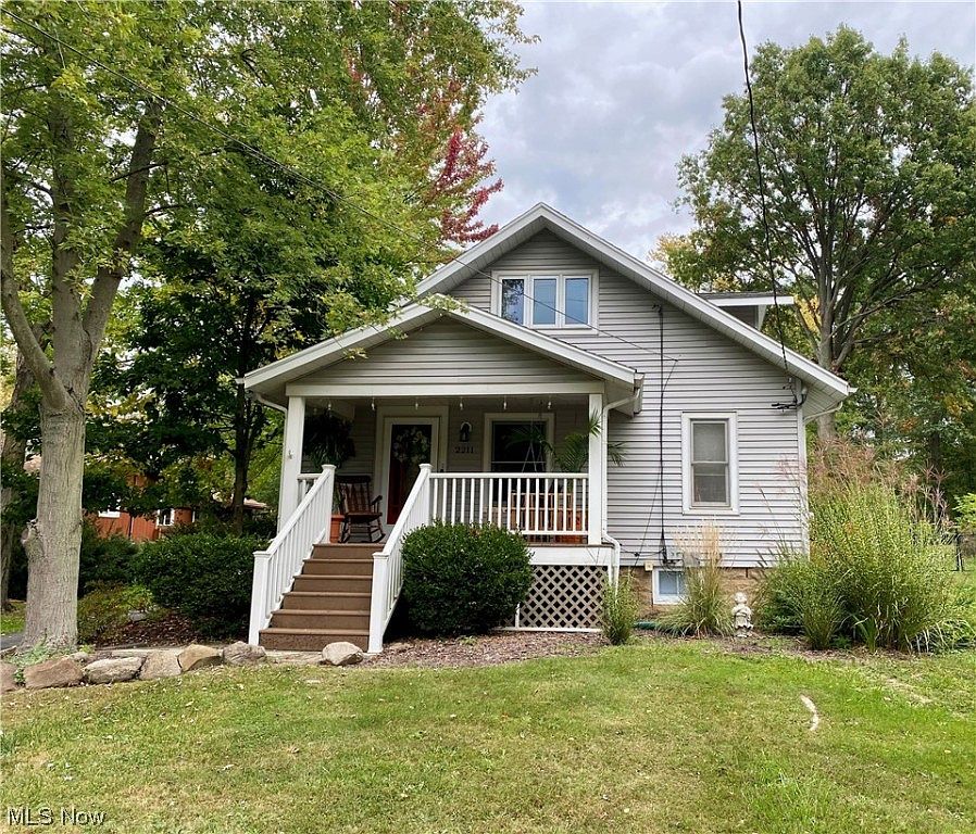 2211 Graham Rd, Stow, OH 44224 Zillow