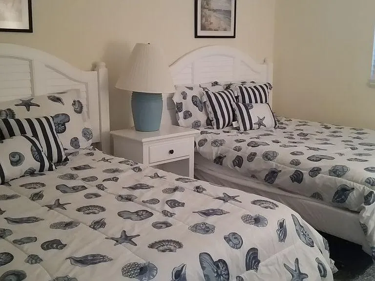2nd Bedroom - 2 full beds