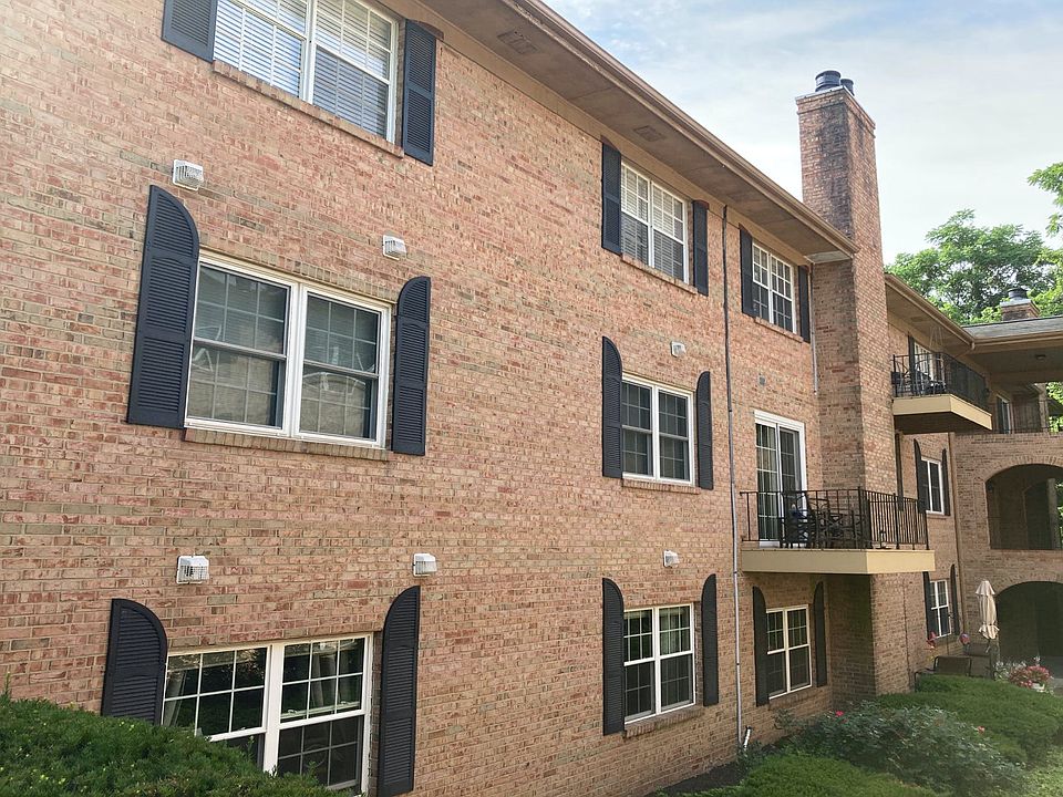 1st image of 25 Vale Ave Unit 14