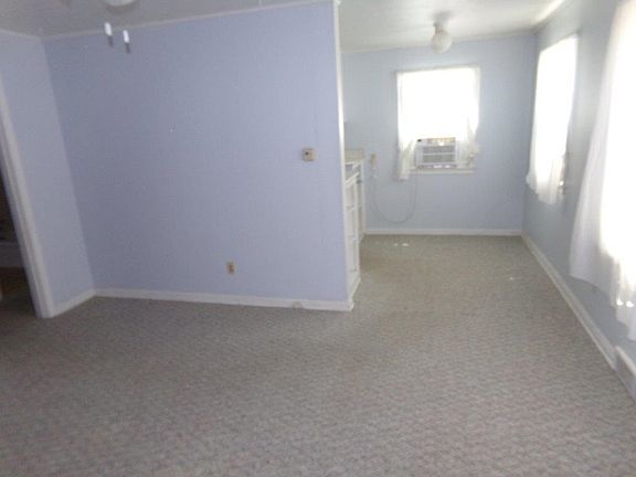 3rd image of 1014 W A St