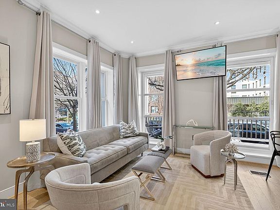3rd image of 2142 O St NW #100