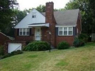 202 Chapel Ridge Dr, Glenshaw, PA 15116