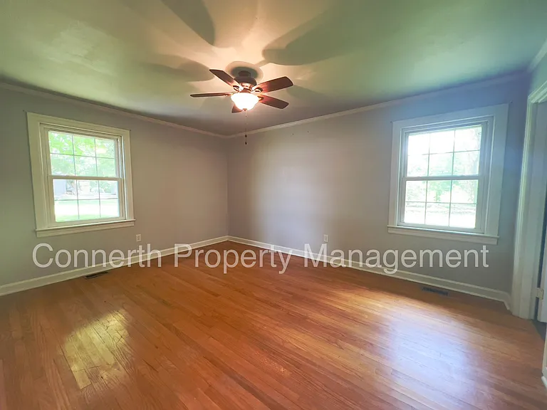 2880 Trough Springs Rd — Photo 13